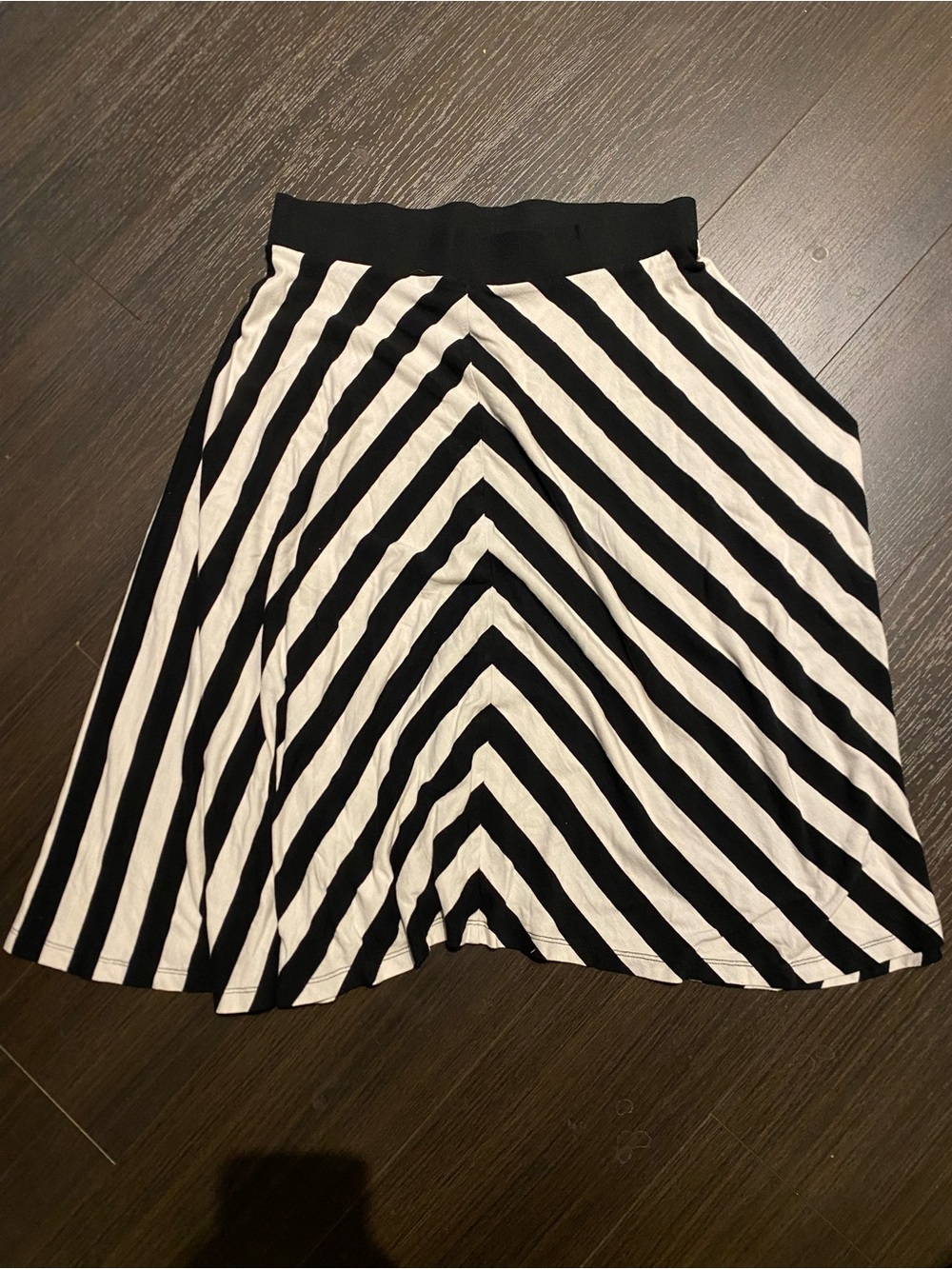 Forever 21 White & Black Zebra Striped Women's Skirt